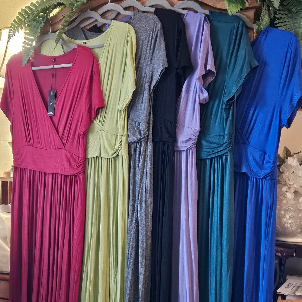 Ouges Womens' V-Neck Pattern Pocket Maxi Long Dre… - image 1